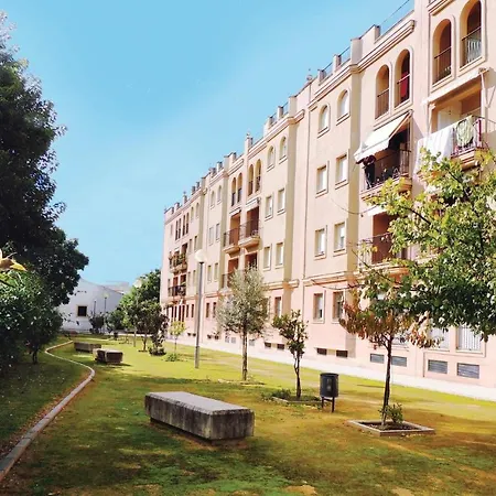 Apartment 3 Bedroom In