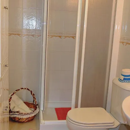 Apartment 3 Bedroom In